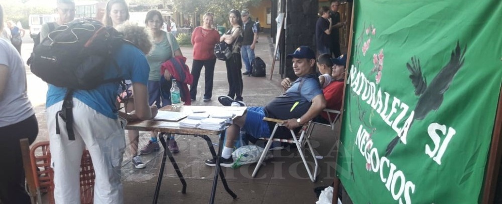 Vecinos juntan firmas contra la villa turística en el ingreso a Cataratas