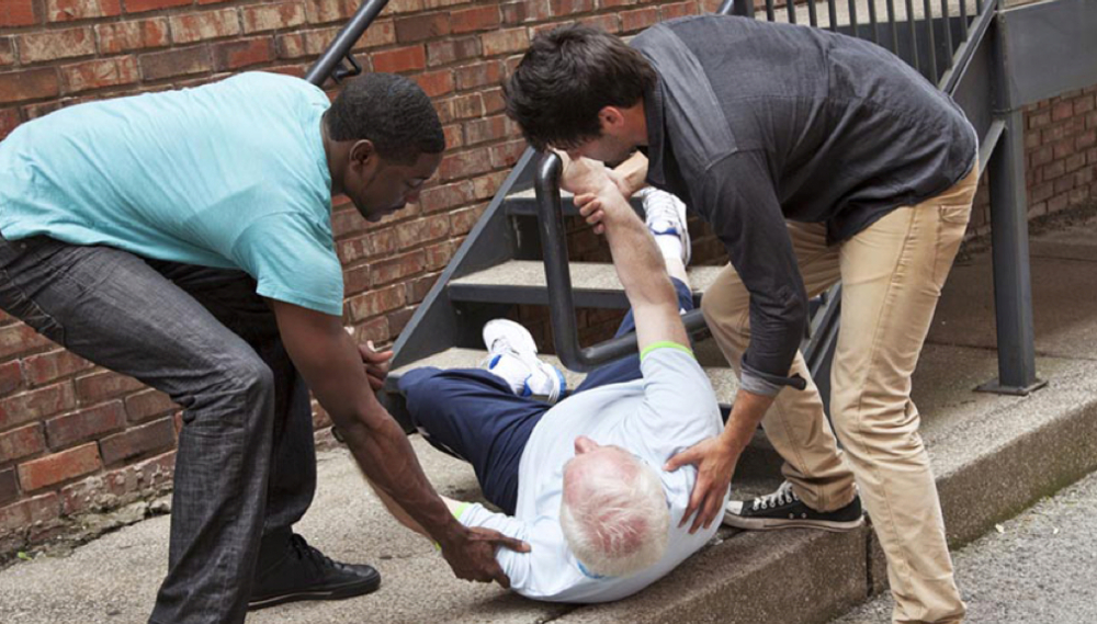 “Epidemia” de caídas de ancianos preocupa a Estados Unidos