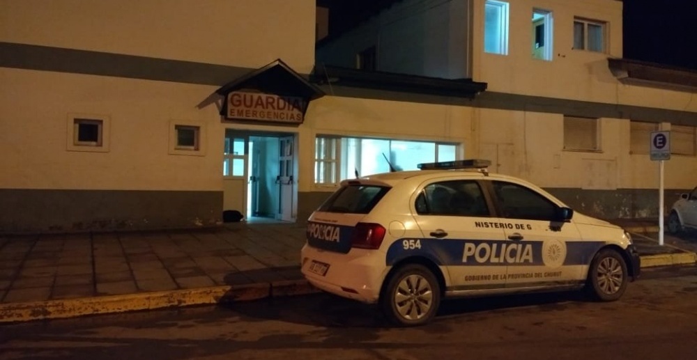 Mordió a un enfermero y le arrancó un pedazo de oreja por que no lo atendían