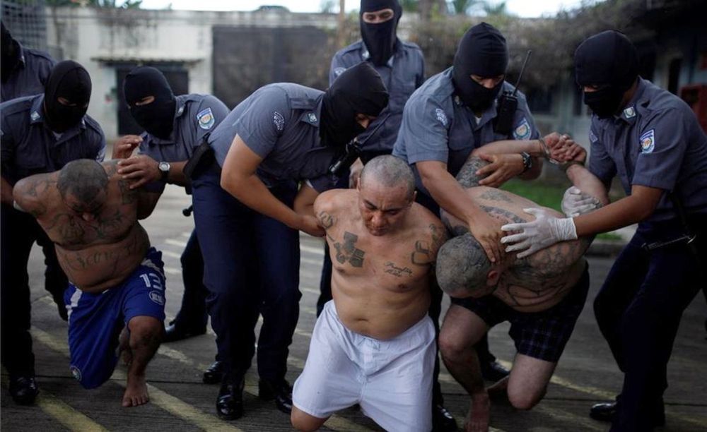El presidente de El Salvador redobla la guerra contra las pandillas