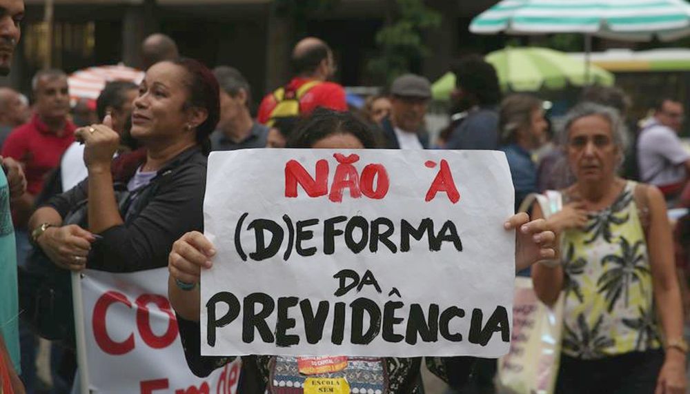 Brasil: diputados aprueban en primer debate la reforma de jubilaciones