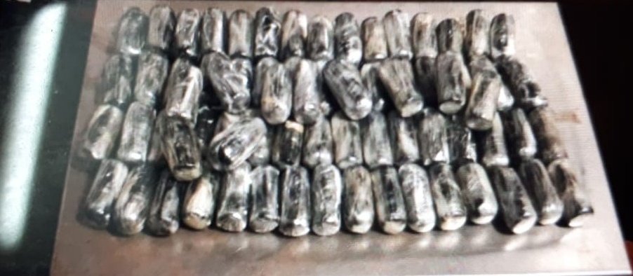 Atraparon una “mula narco” que escondía cocaína en el estómago