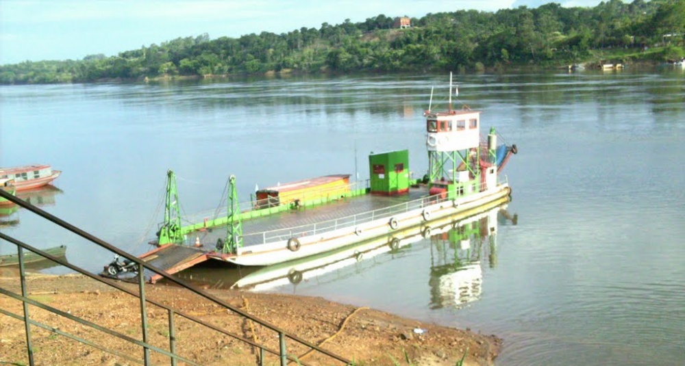 Eldoradenses denuncian “aprietes” en Paraguay