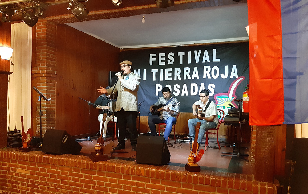 Distinguieron a los “nuevos talentos” misioneros en el festival “Mi tierra roja”