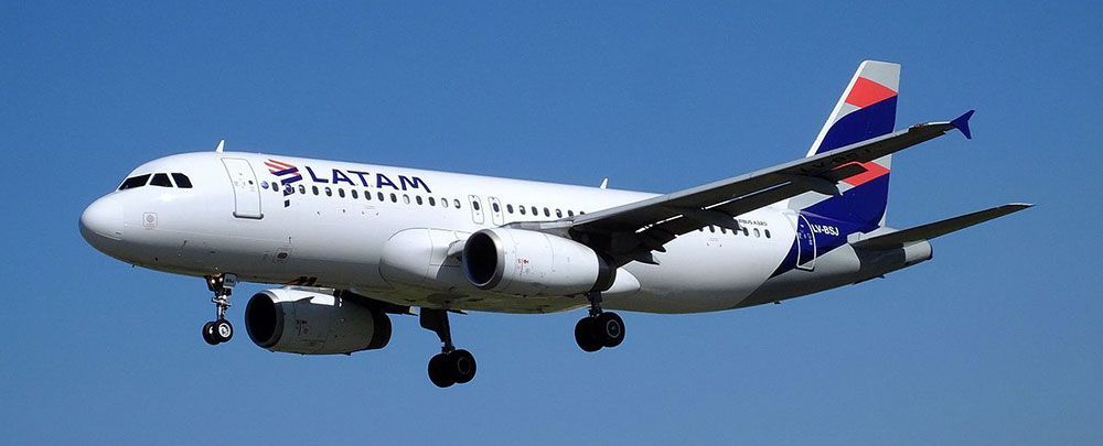 De seguir conflicto gremial, Latam advierte que podría dejar de volar a Miami