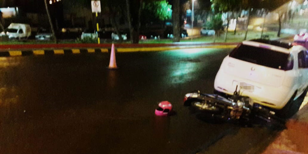 Mujer lesionada en siniestro vial en Oberá