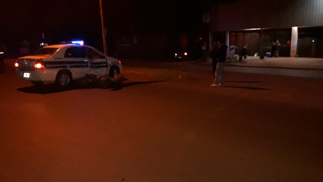 Murió tras embestir a un móvil policial que intervenía en otro siniestro