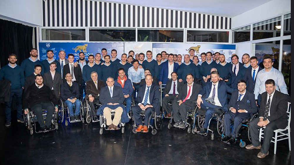 A los que estaban, se sumaron más