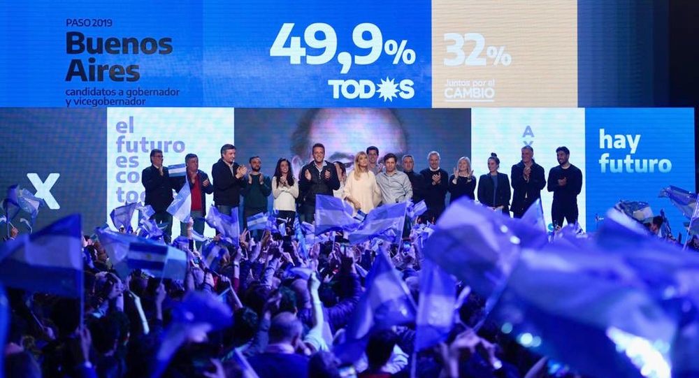 Kicillof alcanzó casi el 50% de los votos y se impuso a Vidal por 17 puntos