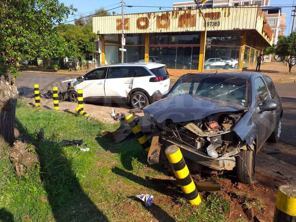 Colisión en Rademacher y Comandante Rosales