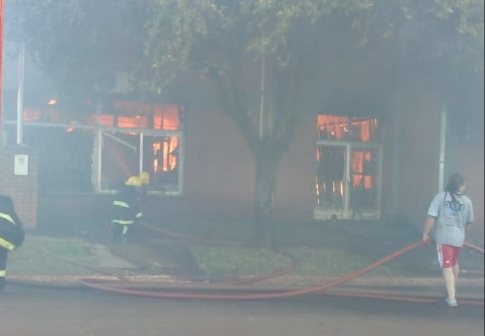 Incendio en una ferretería de Garuhapé