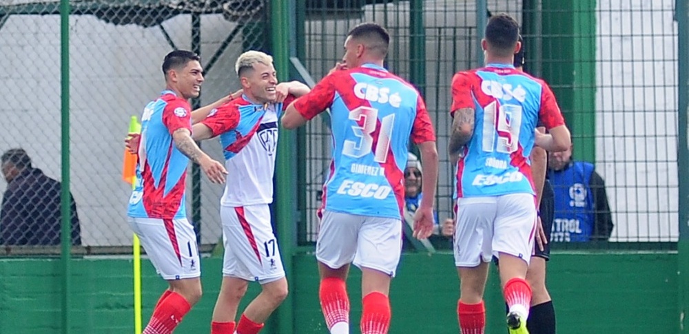 Superliga: Arsenal ganó y es único puntero