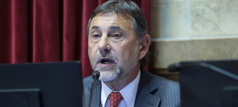 PRESIDENTE DEL BLOQUE. El senador nacional cordobés Carlos Caserio.