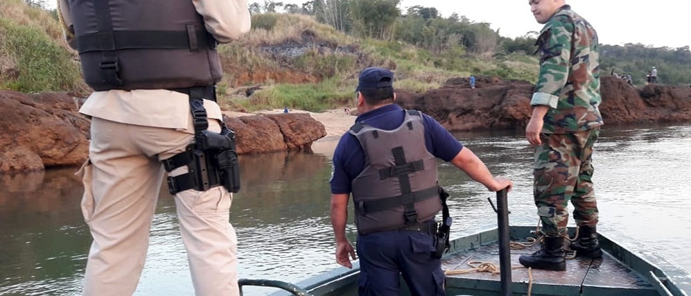 Menor de 12 años falleció tras arrojarse a nadar en una cantera
