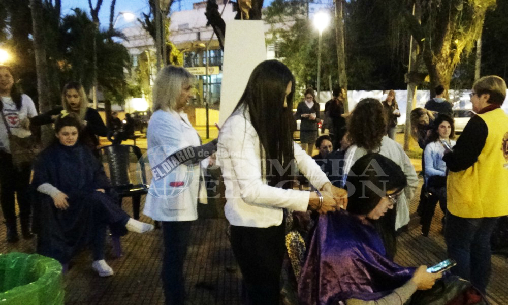 “Pelucas solidarias”, un éxito en Puerto Iguazú
