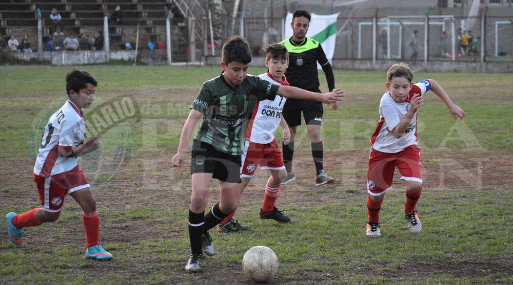 Formativas, Mitre  festejó  en U13