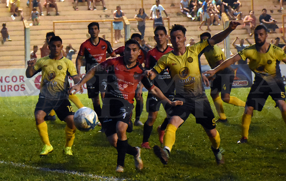 Klusener es duda en Crucero para visitar Corrientes