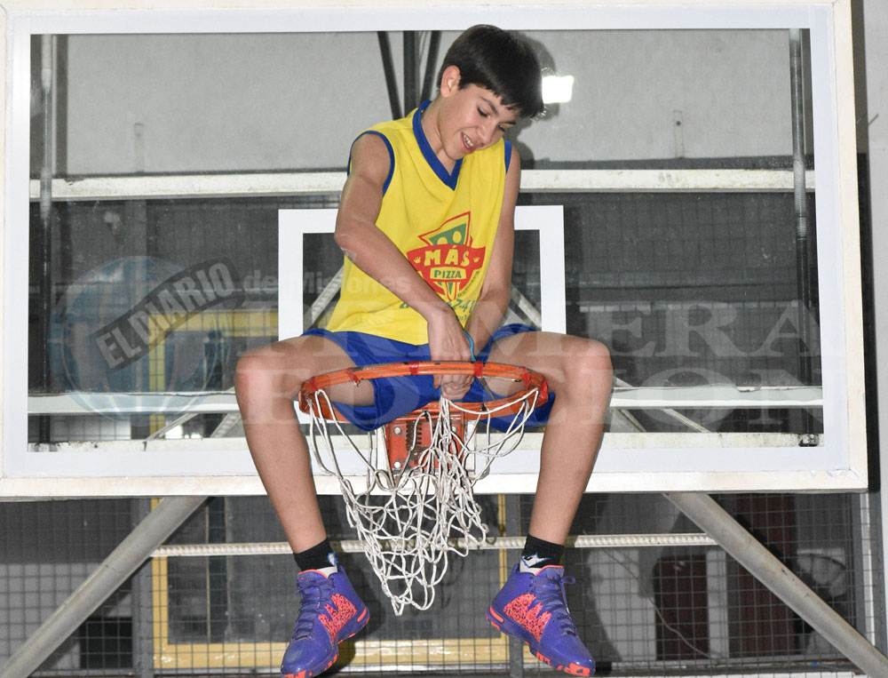 Formativas, Mitre  festejó  en U13