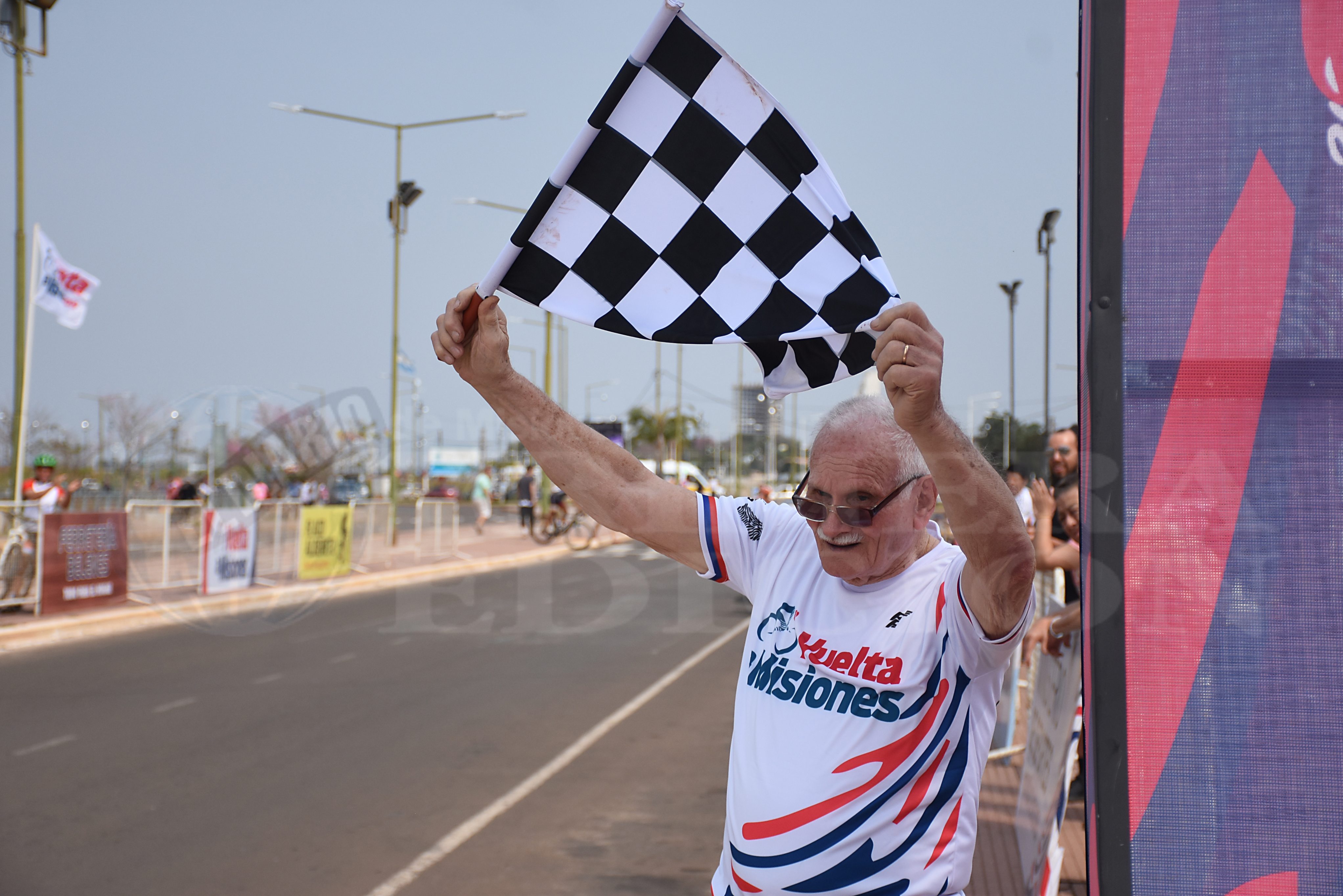“Es una emoción tremenda volver a vivir una vuelta”