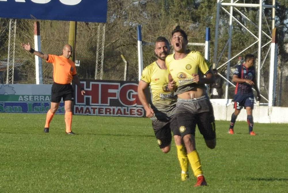 Crucero ganó en Entre Ríos y comenzó el Federal con el pie derecho