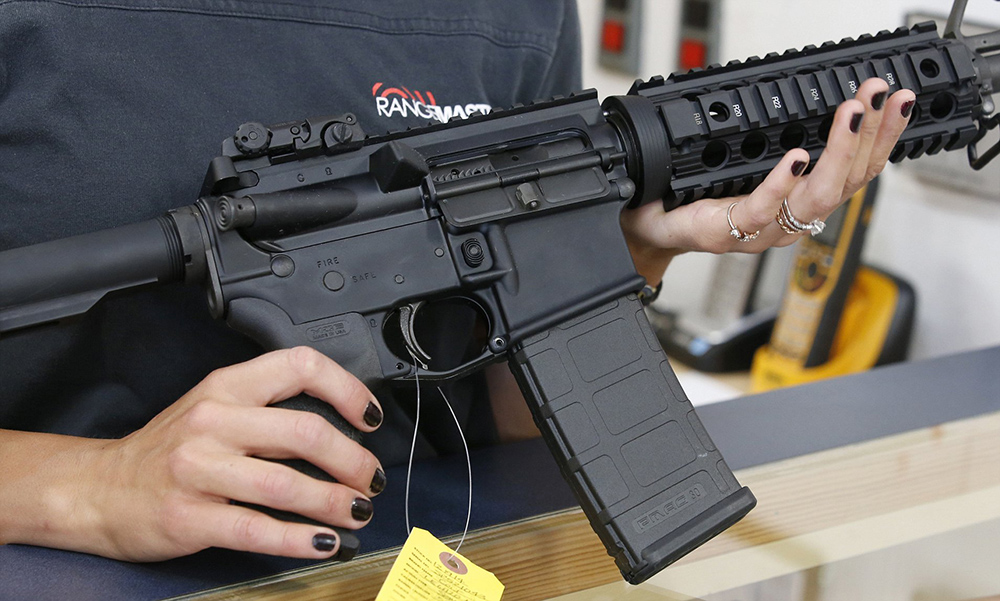 Colt suspende la fabricación de fusiles para civiles en EEUU