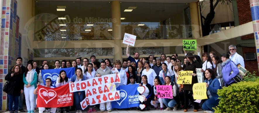 Trabajadores de la Salud acordaron un 15% de suba y levantaron el acampe