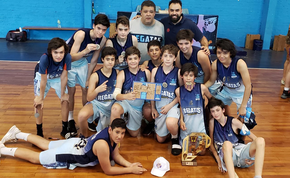 Regatas de Corrientes, campeón de la Kenia