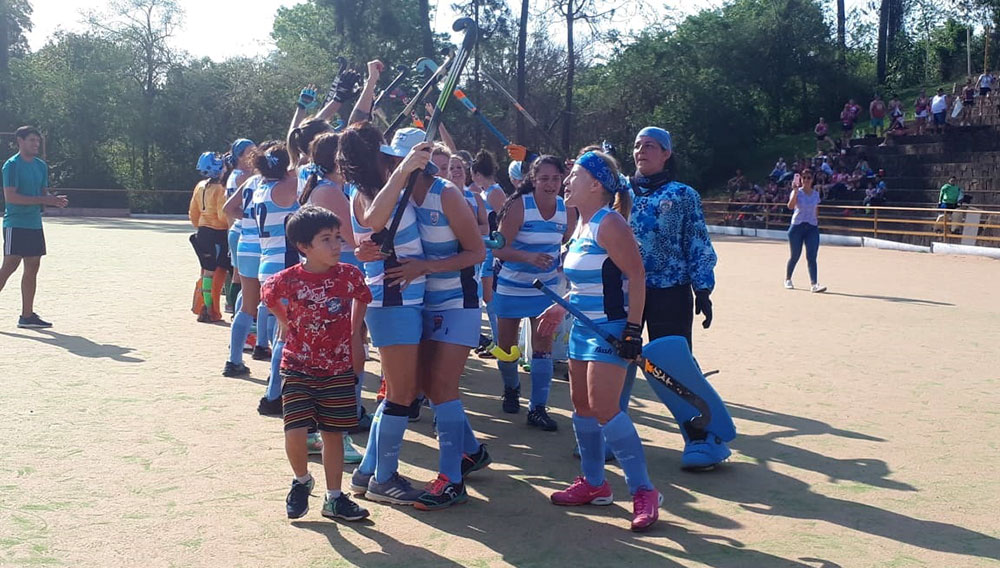 CAPRI A se consagró campeón del Torneo Oficial de las Mami’s