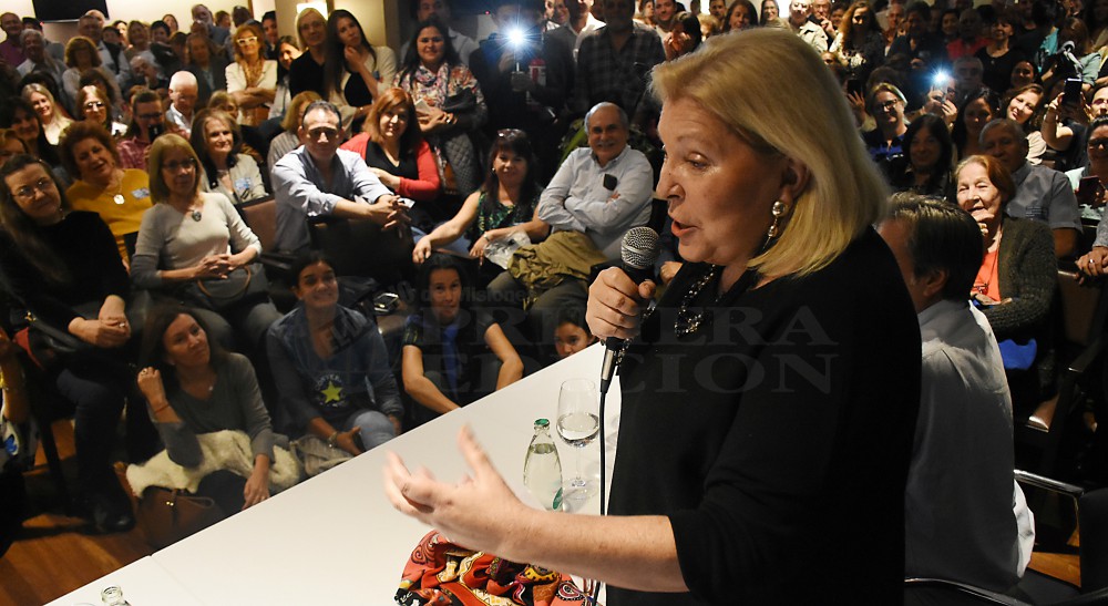 Carrió opinó que el resultado de las PASO “quitó soberbia” a Cambiemos
