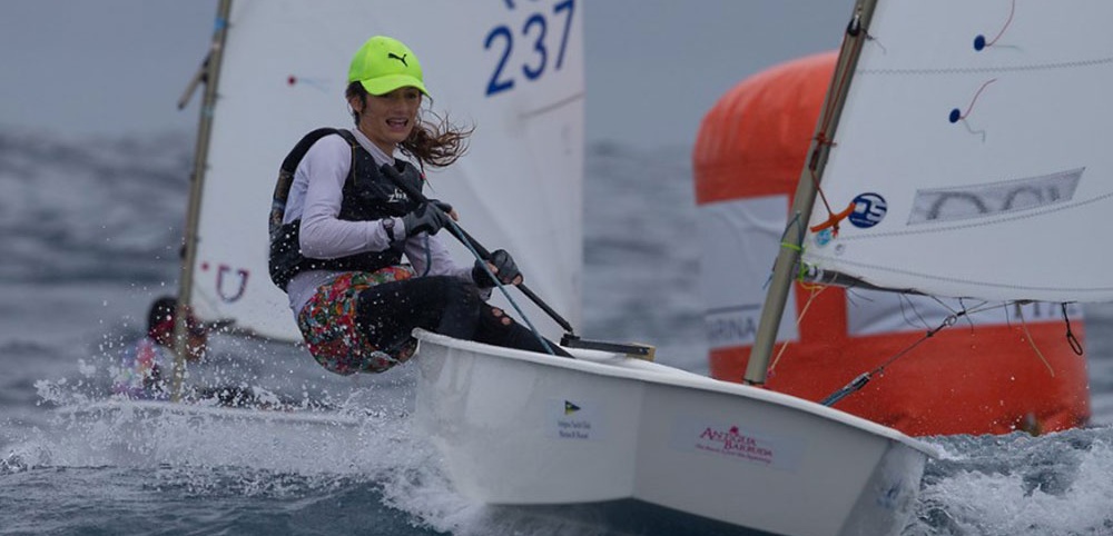 La armada, al ataque