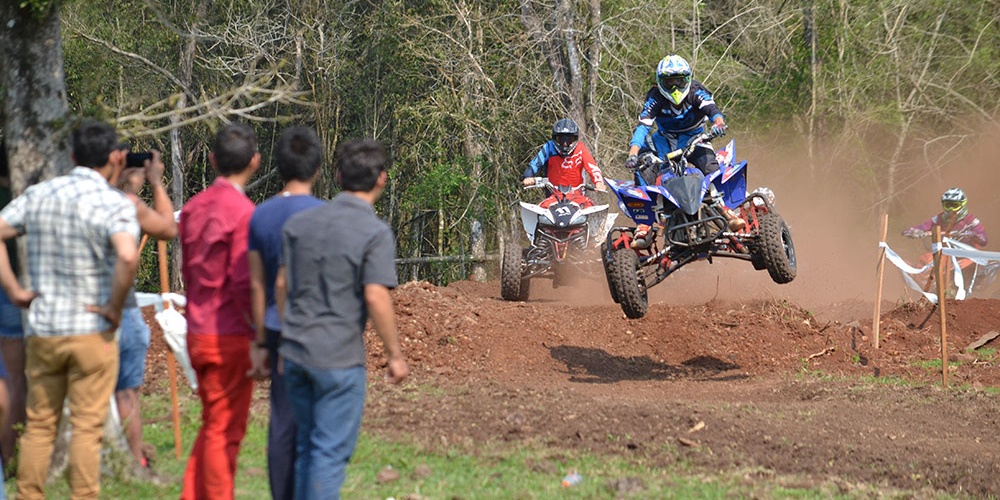 Pura tierra en Arroyo del Medio