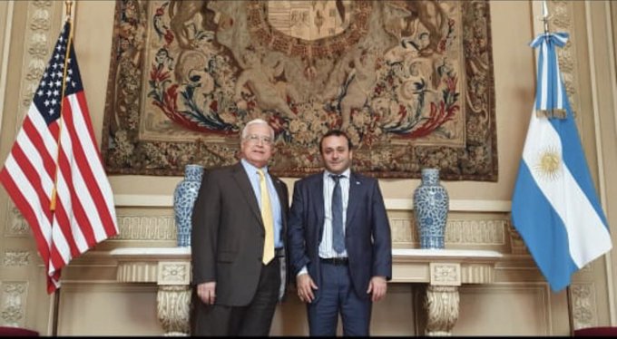 Herrera Ahuad volvió al país y se reunió con el embajador Prado de EEUU