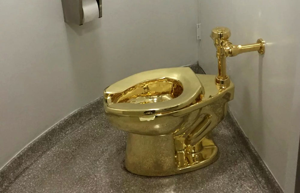 Inodoro de oro macizo es robado de casa señorial inglesa