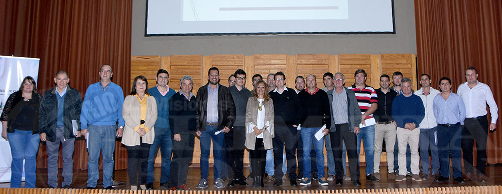 Intendentes electos se capacitaron sobre el manejo de las cuentas comunales