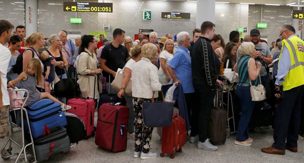 Por temor al coronavirus, se cancelan viajes a Oriente y reprograman vuelos