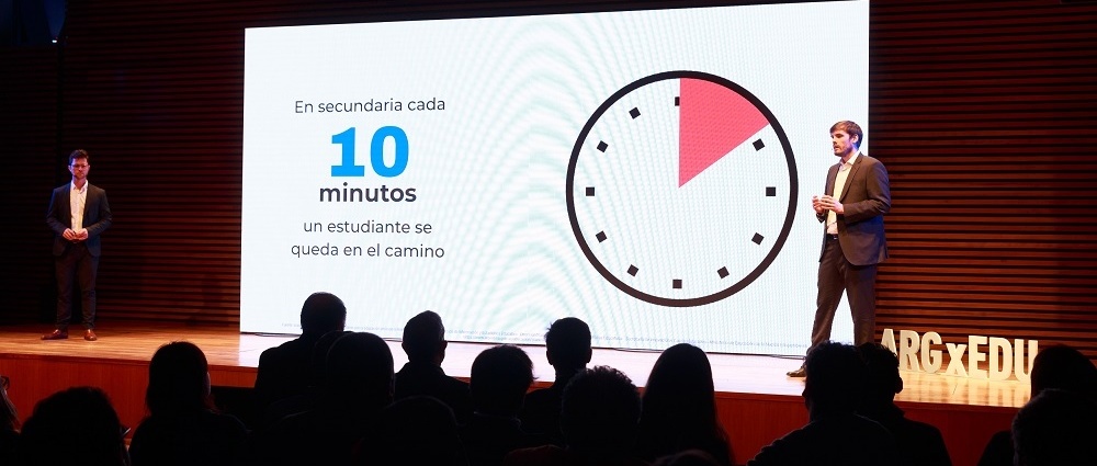 Al año, 60 mil estudiantes argentinos abandonan la escuela en el secundario