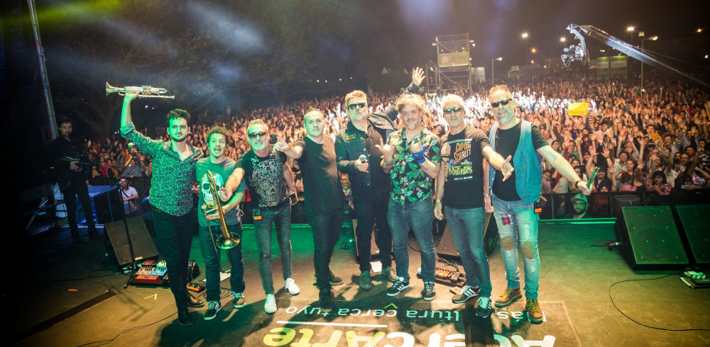 Los Pericos celebran la primavera en Posadas