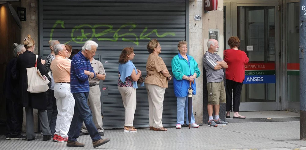 ANSeS ofrece préstamos a jubilados a una tasa del 50,85% anual