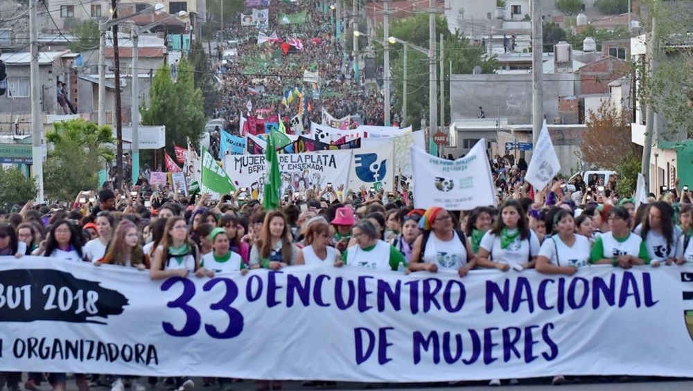 Arzobispo platense pide “abrir el oído ante el reclamo de las mujeres”
