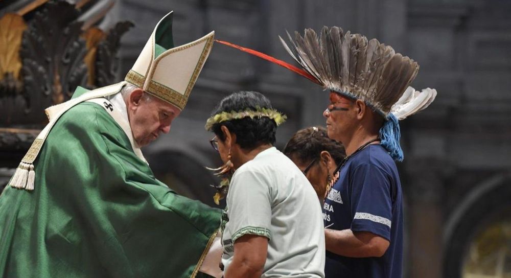 El Papa abre sínodo de la Amazonia condenando los incendios en Brasil