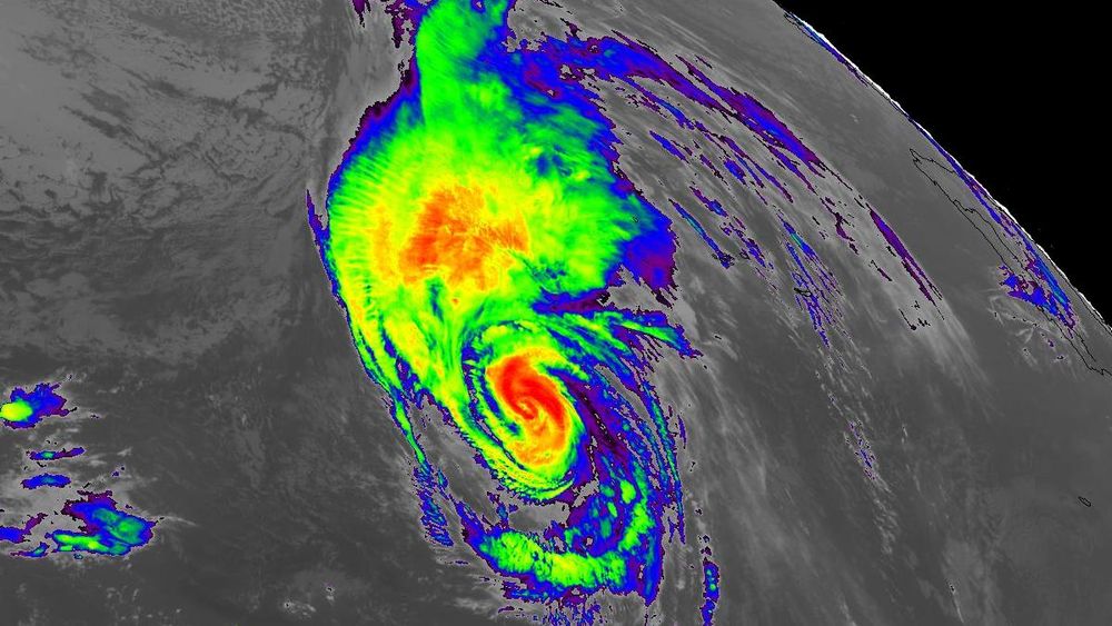 Lorenzo es “una verdadera bestia de tormenta” que va hacia Europa