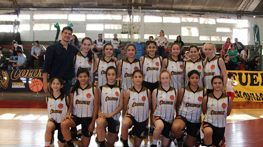 Femenino: las chicas de Colonias festejaron el título