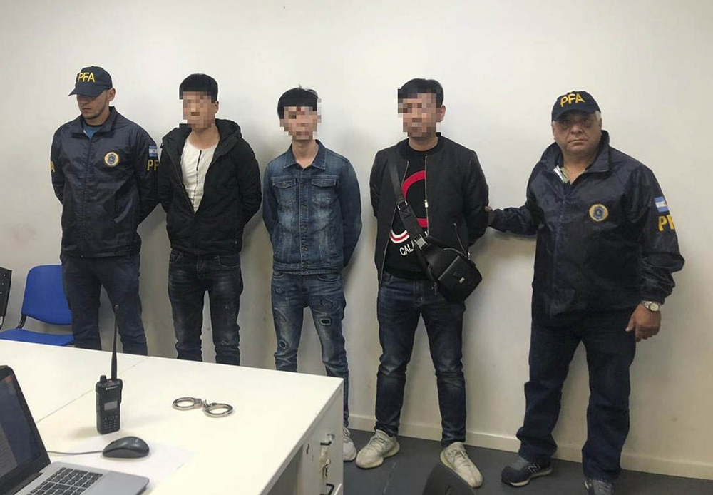 “Te doy tres días para juntar 50 mil dólares”