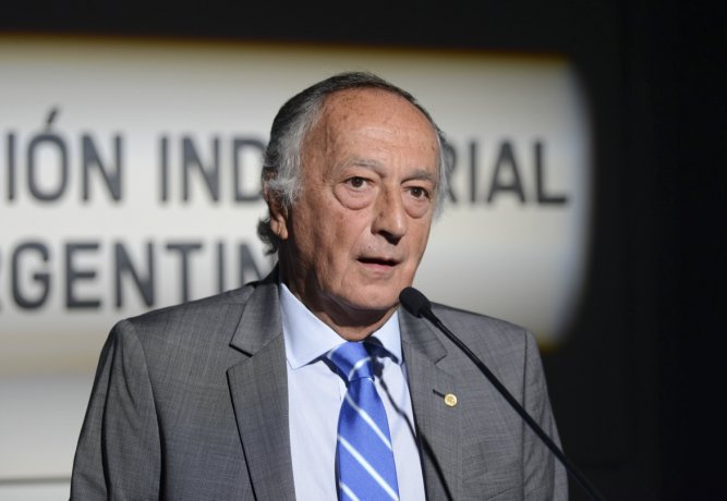 La UIA advierte que se vienen años “muy duros”