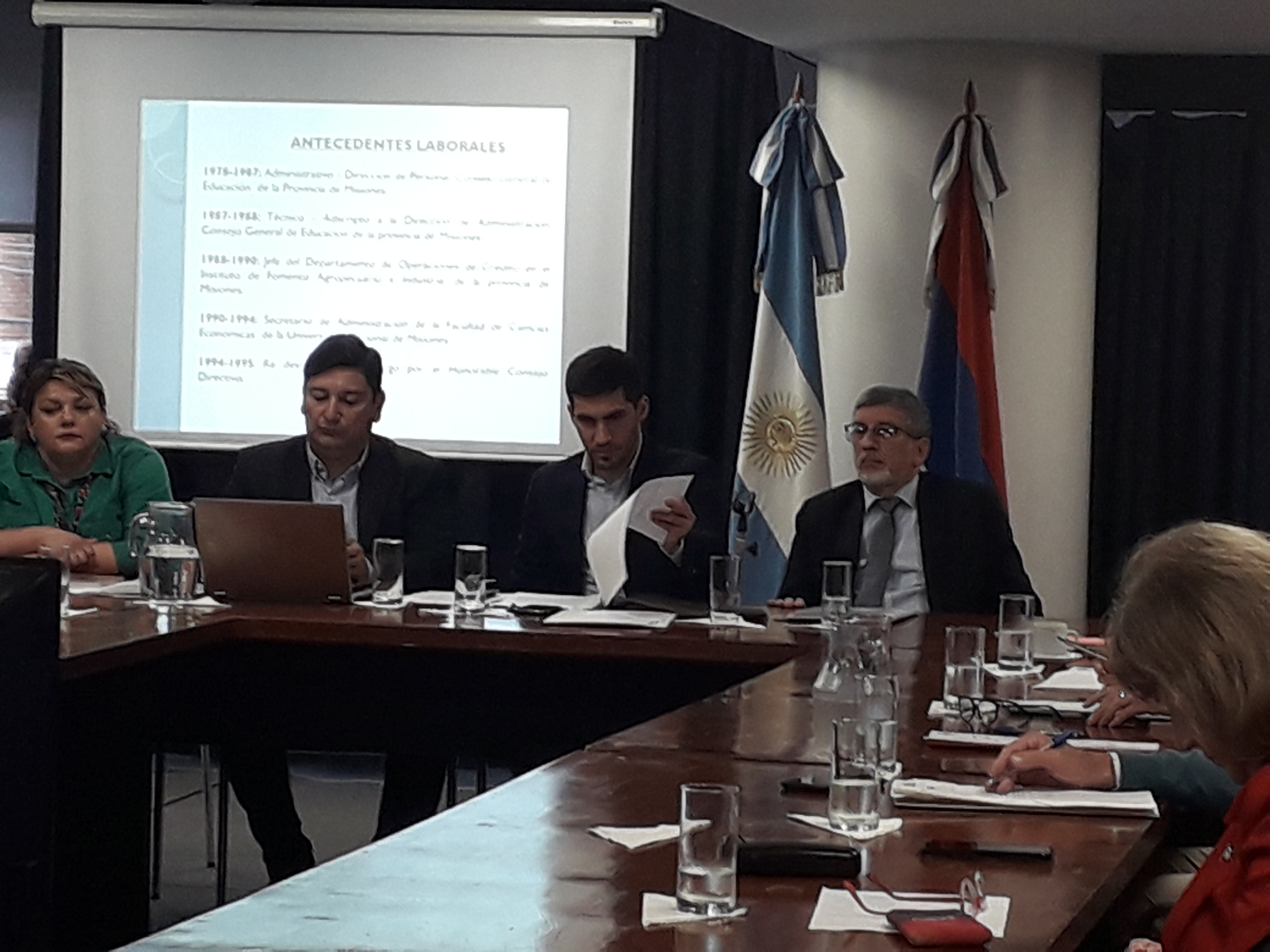 Dictámenes favorables para cubrir cargos en la Justicia y la Tesorería provincial