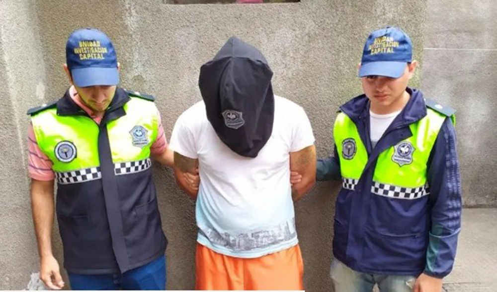 Doble homicida fue a saludar a su mamá en su día y lo detuvieron