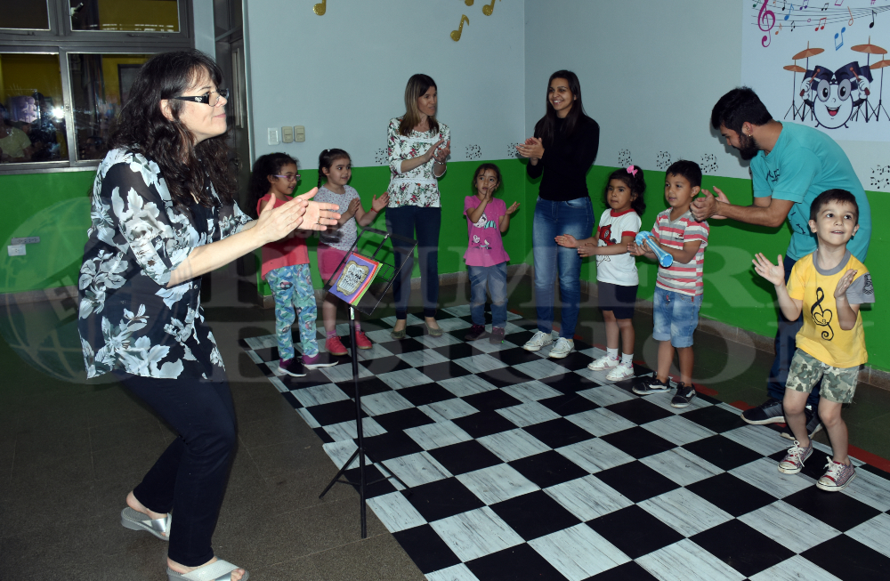 Escuela de Música, donde nace y se transmite la pasión por las melodías y el canto