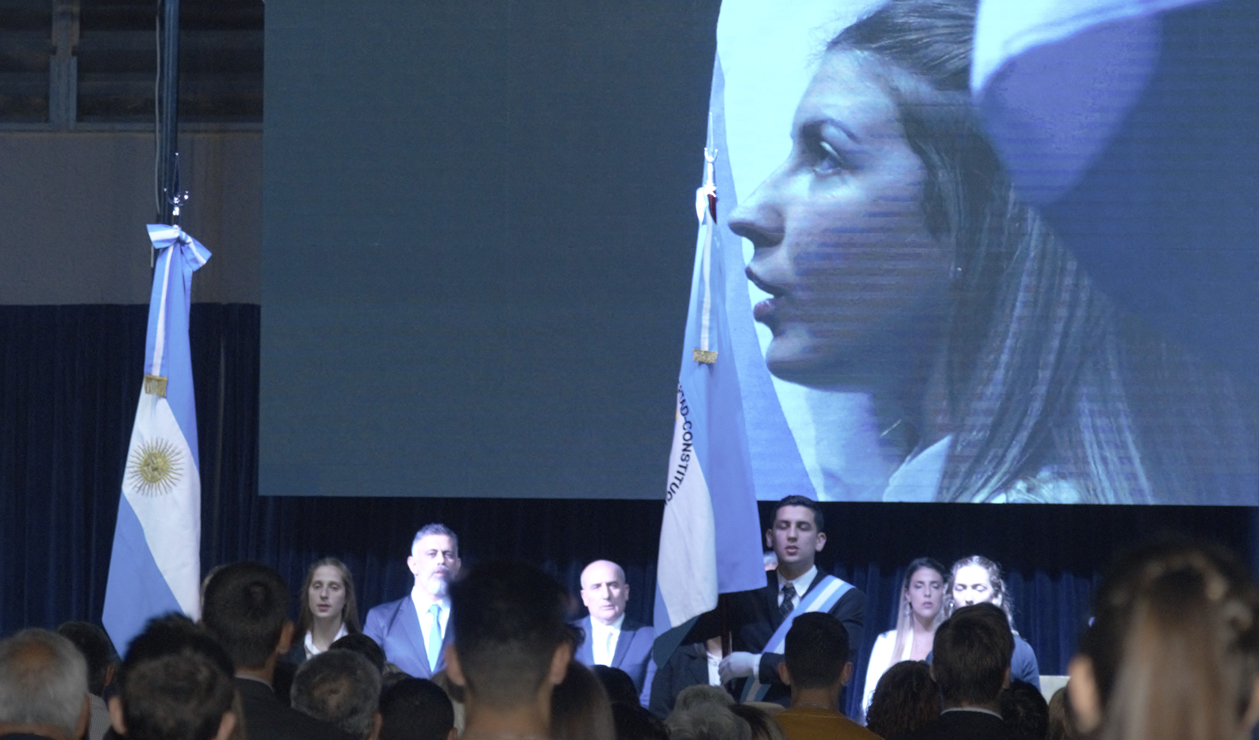 Egresados realizaron juramento hipocrático