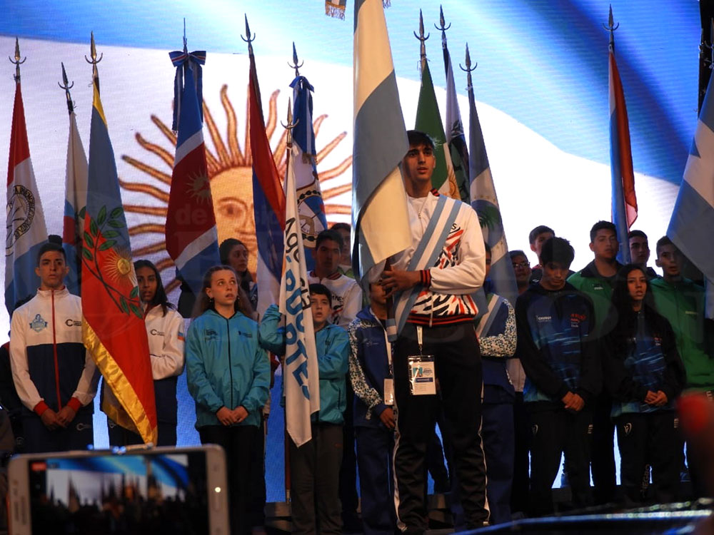 Misiones, abanderada en la apertura de los Juegos Nacionales Evita