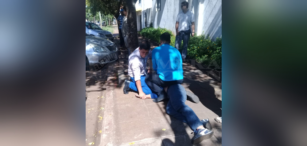 Vecinos capturan a motochorro en Posadas